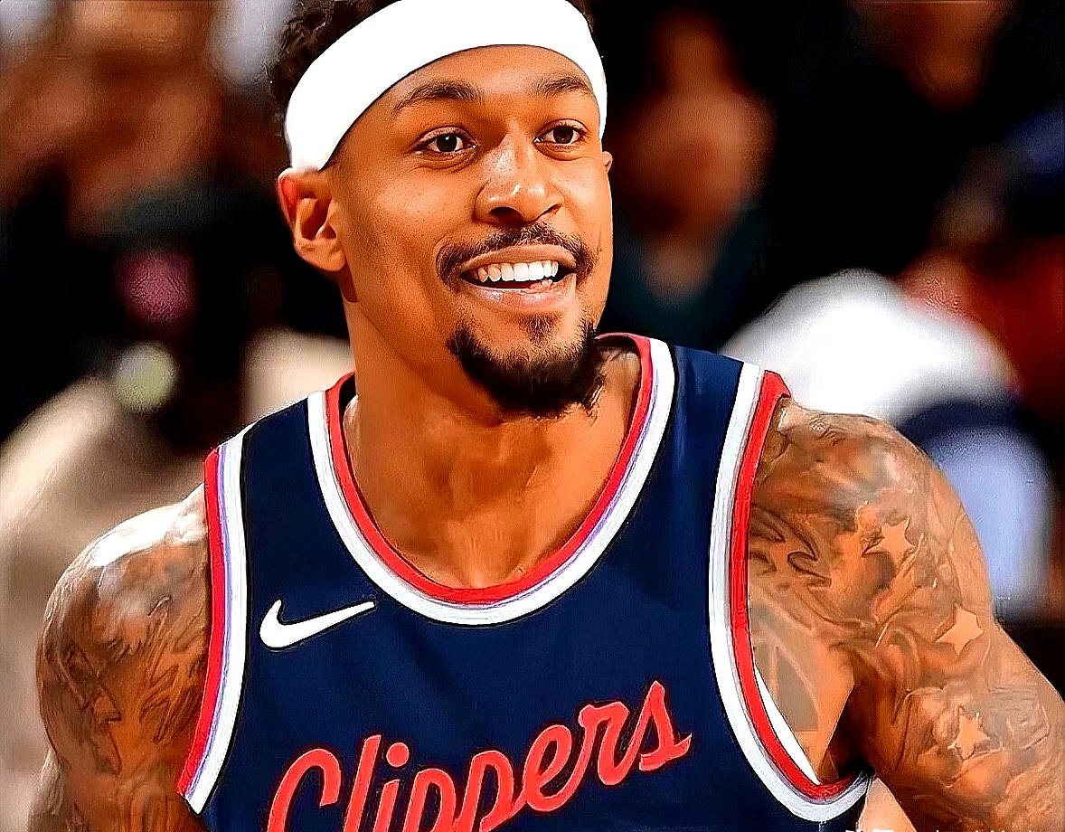 雷火电竞-包含穆古鲁扎回归赛场，连败首场状态亮眼，快船观众沸腾！的词条